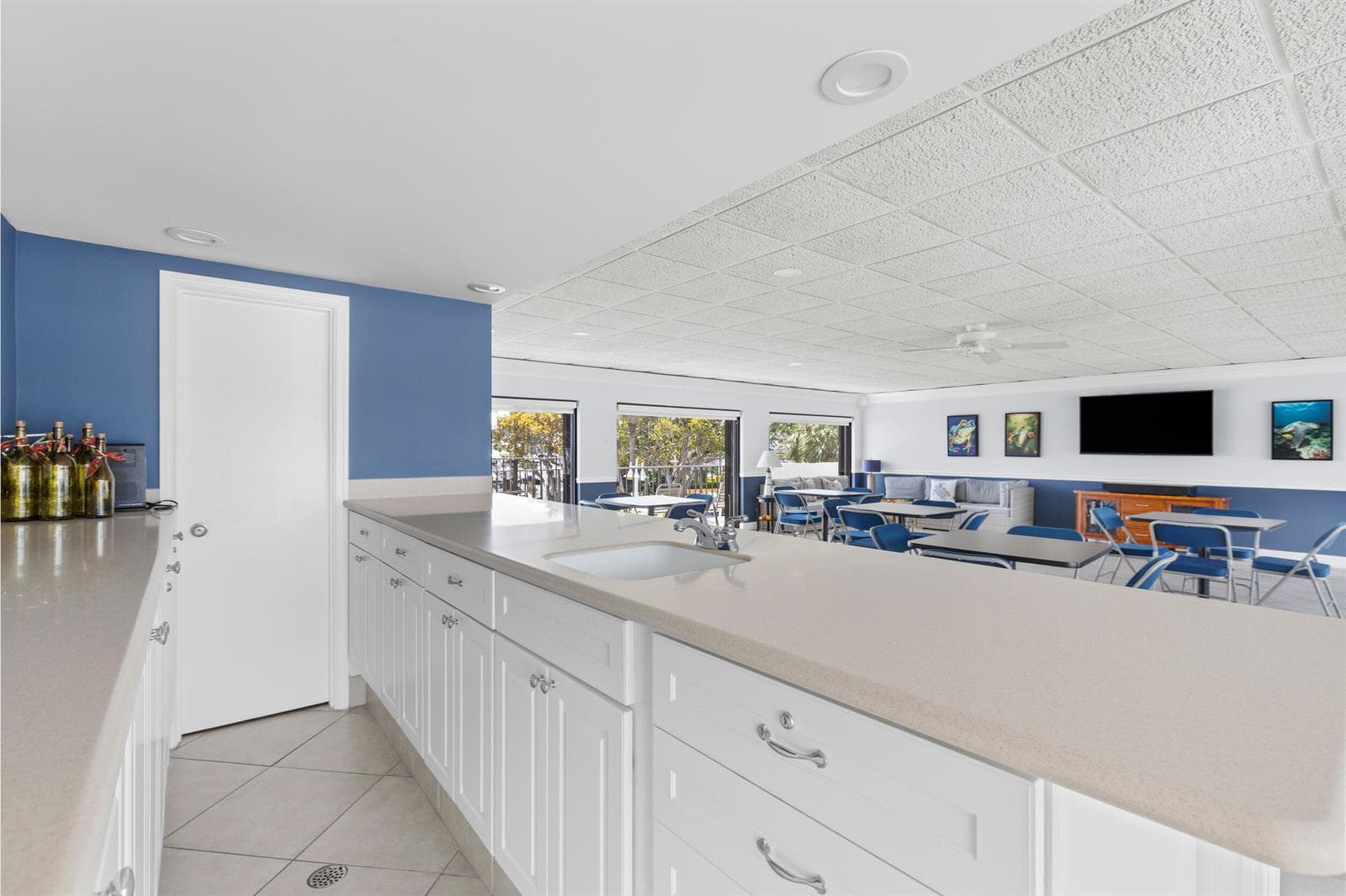 1208 MARINE Way 901 photo 10