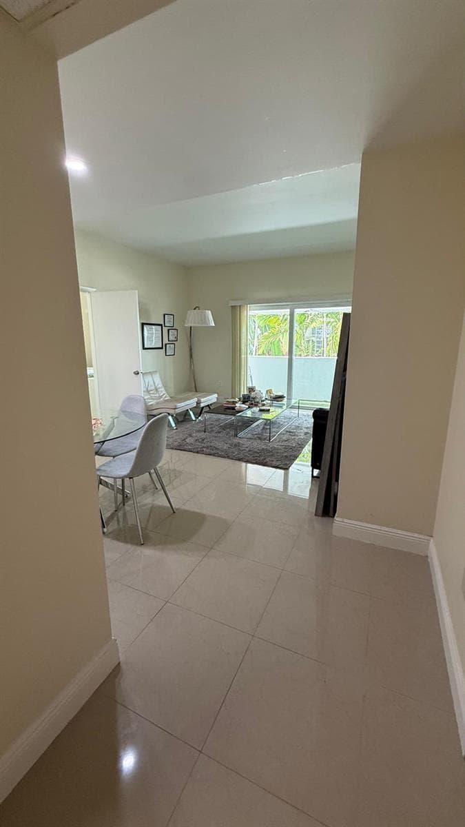 500 BAYVIEW Drive 122 photo 17
