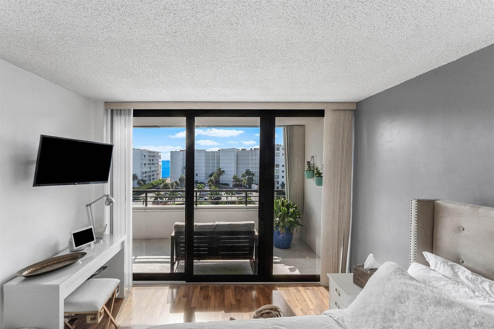 3589 S Ocean Boulevard 703 photo 17