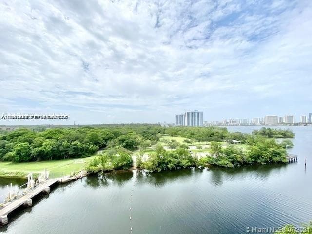 16385 Biscayne Blvd 702 photo 19