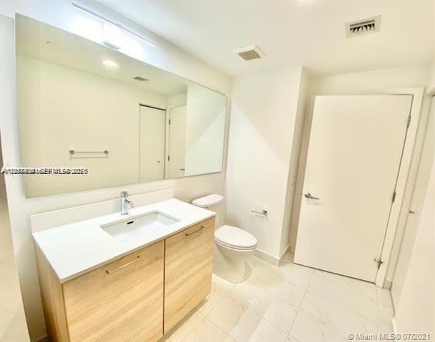 16385 Biscayne Blvd 702 photo 8