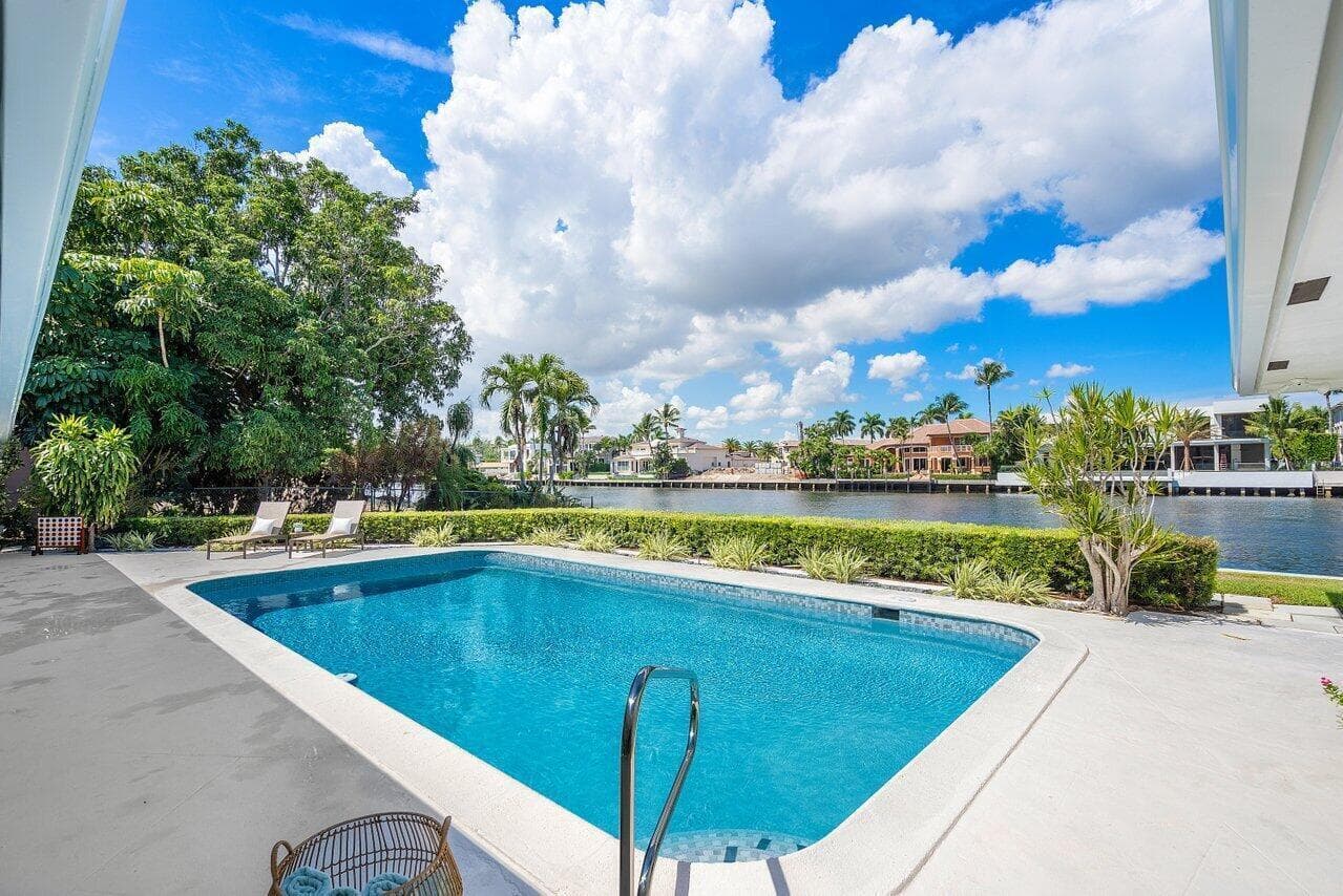2767 Spanish River Road photo 14