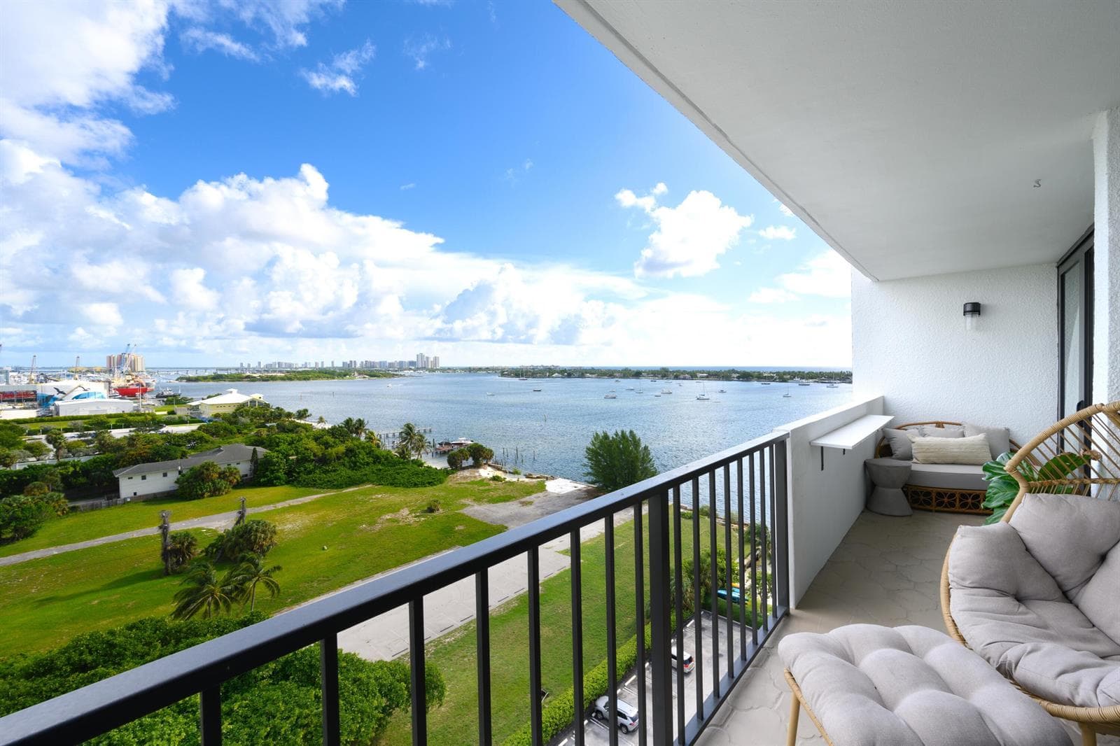 5600 N Flagler Drive 1207 photo 1