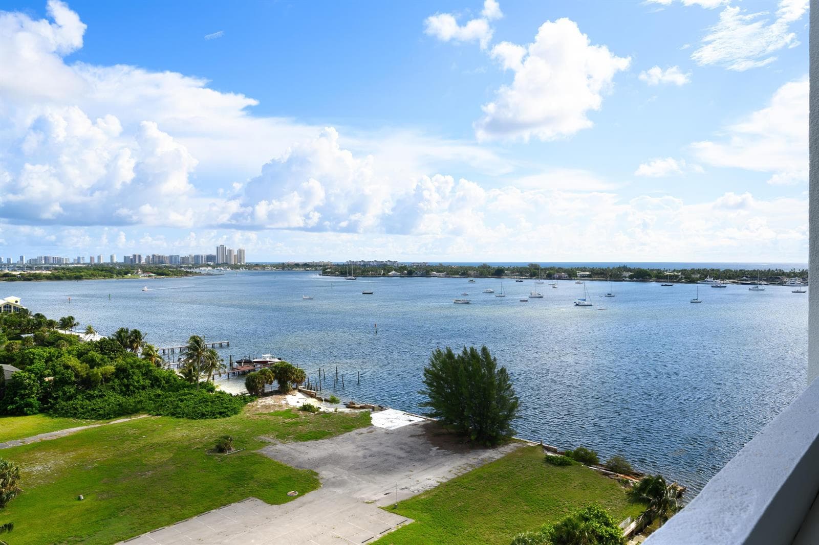 5600 N Flagler Drive 1207 photo 11
