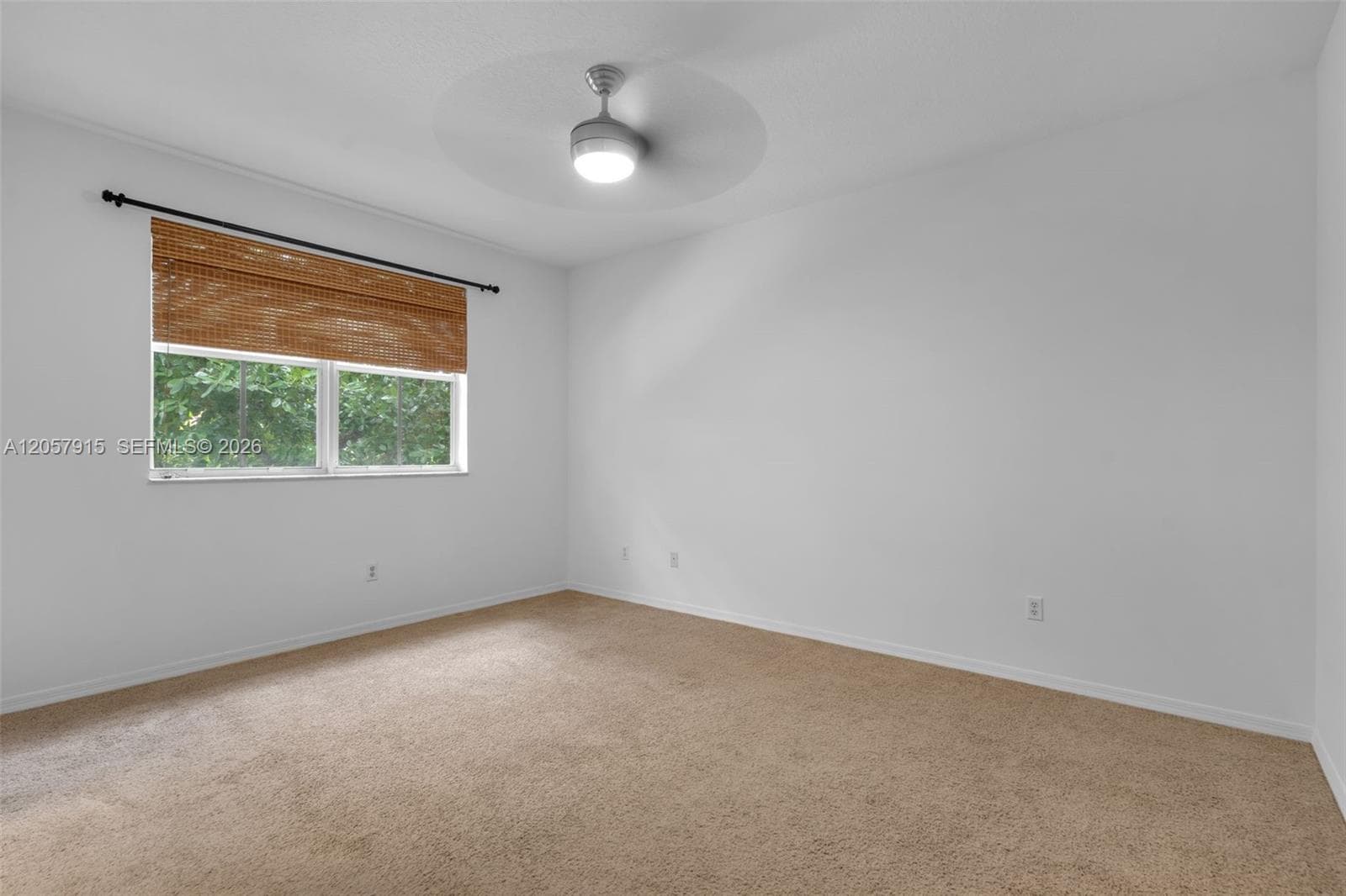 4956 Leeward Ln 3804 photo 9