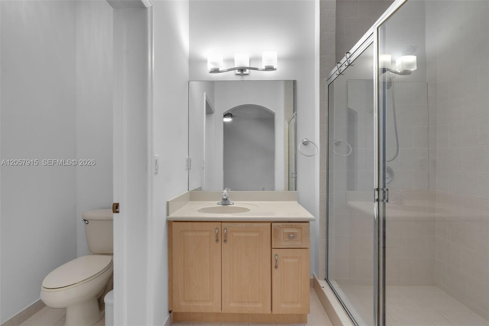 4956 Leeward Ln 3804 photo 10