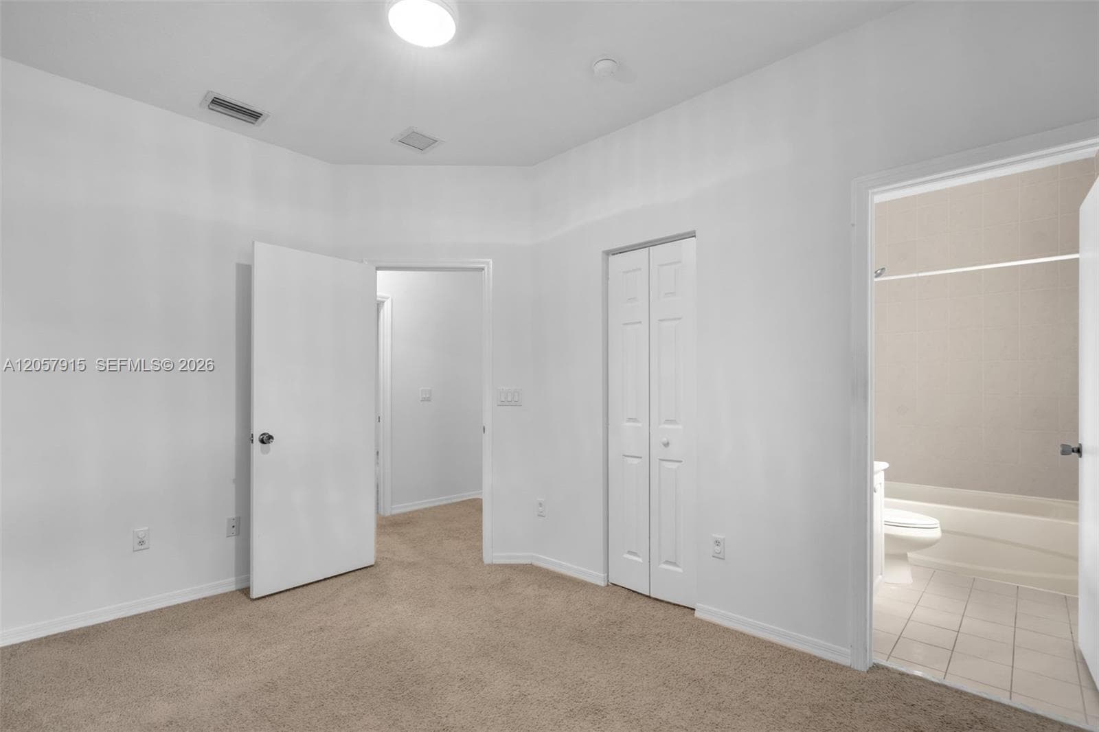 4956 Leeward Ln 3804 photo 14