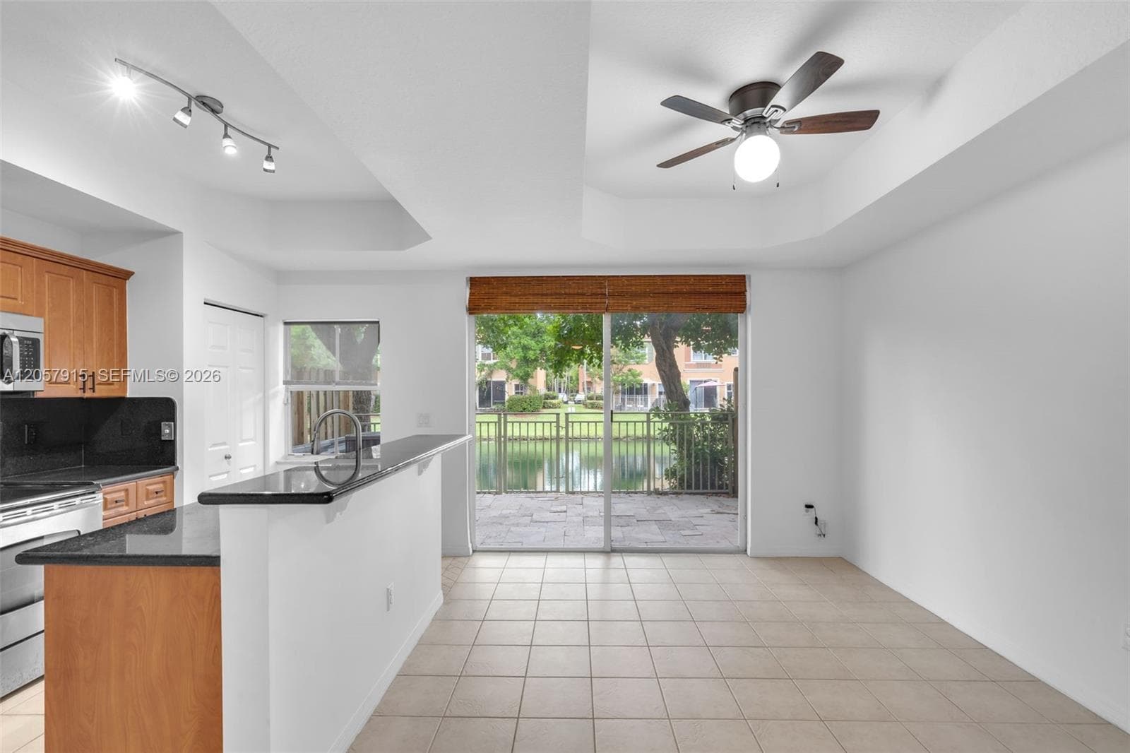 4956 Leeward Ln 3804 photo 18