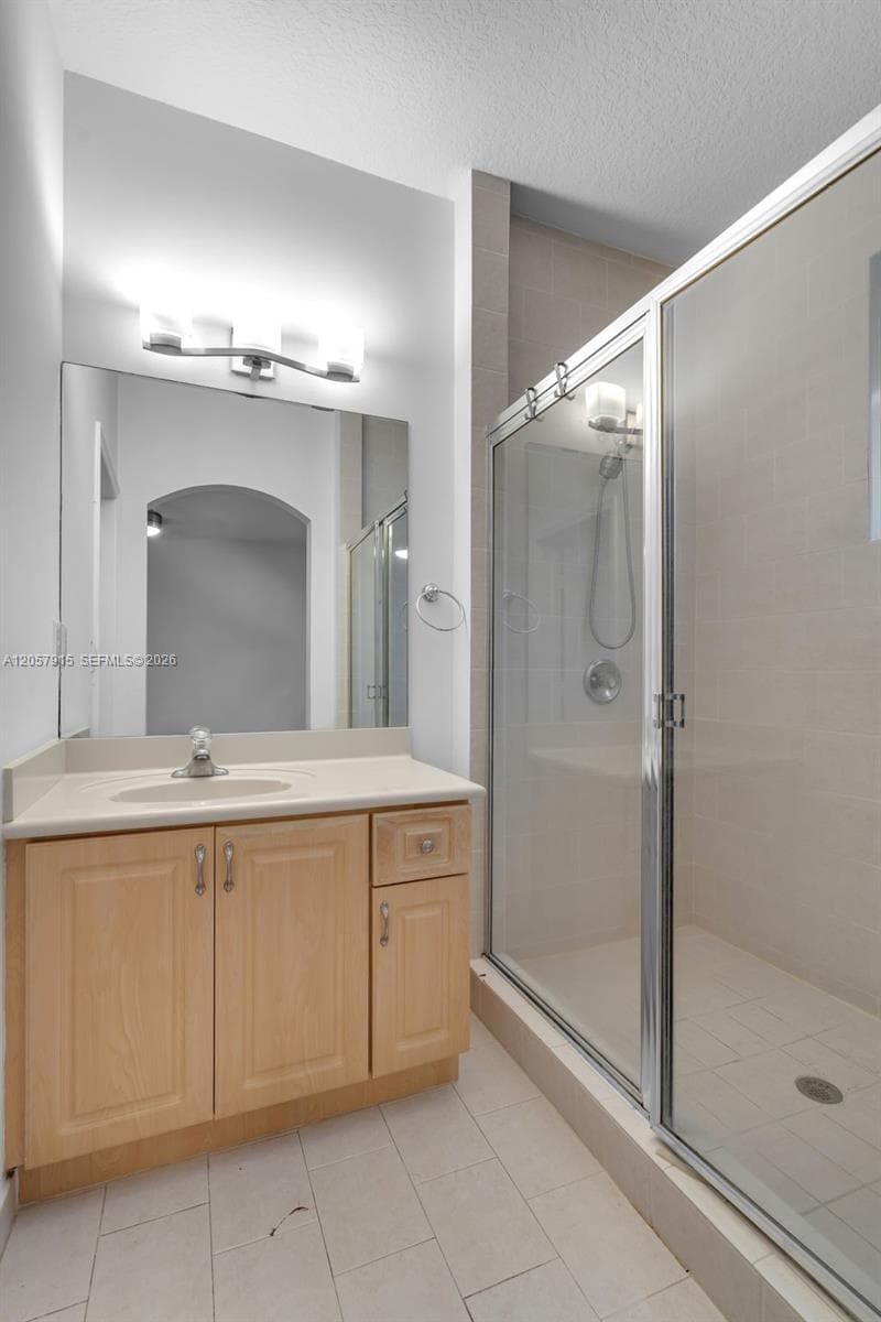 4956 Leeward Ln 3804 photo 11