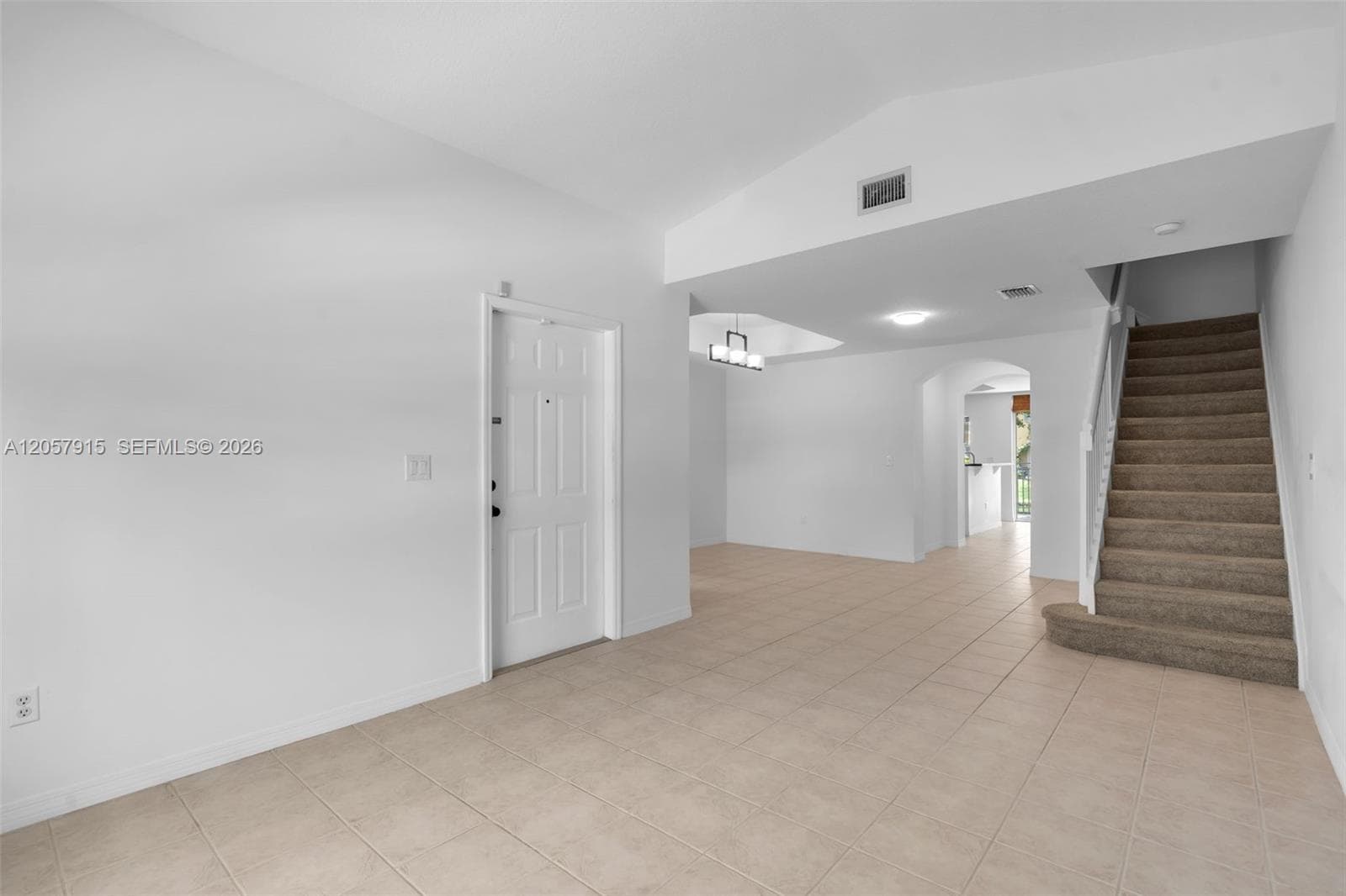 4956 Leeward Ln 3804 photo 4
