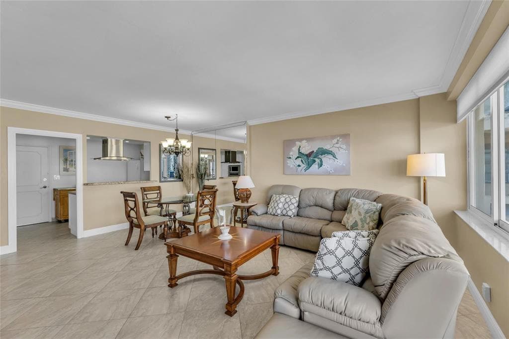3233 NE 34TH Street 1112A photo 13