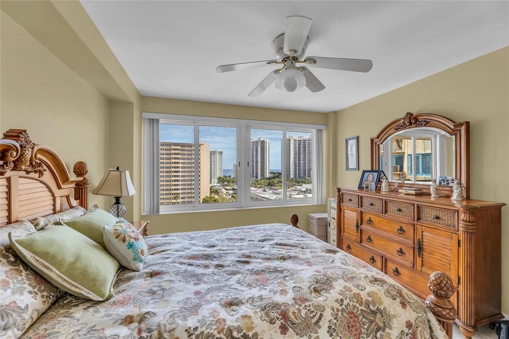 3233 NE 34TH Street 1112A photo 17