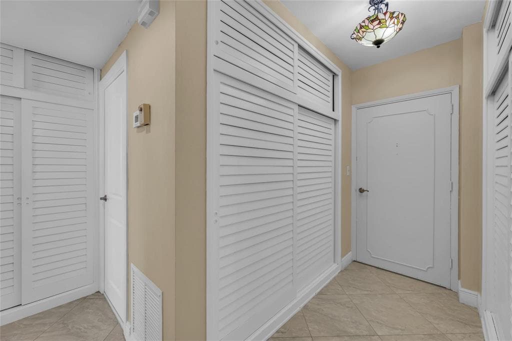 3233 NE 34TH Street 1112A photo 15