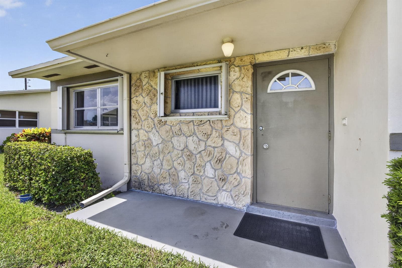 2521 Emory Drive W H photo 6