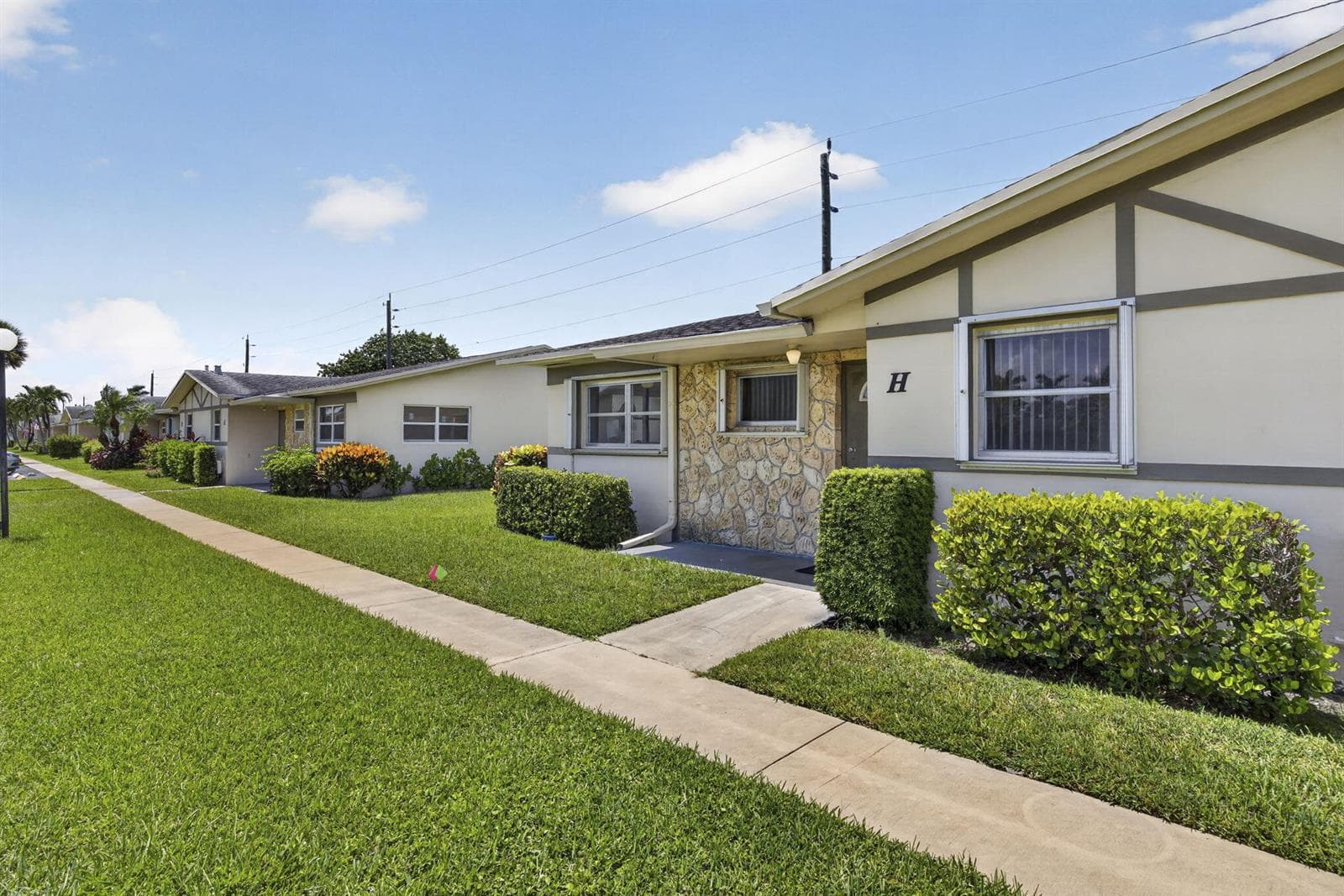 2521 Emory Drive W H photo 4