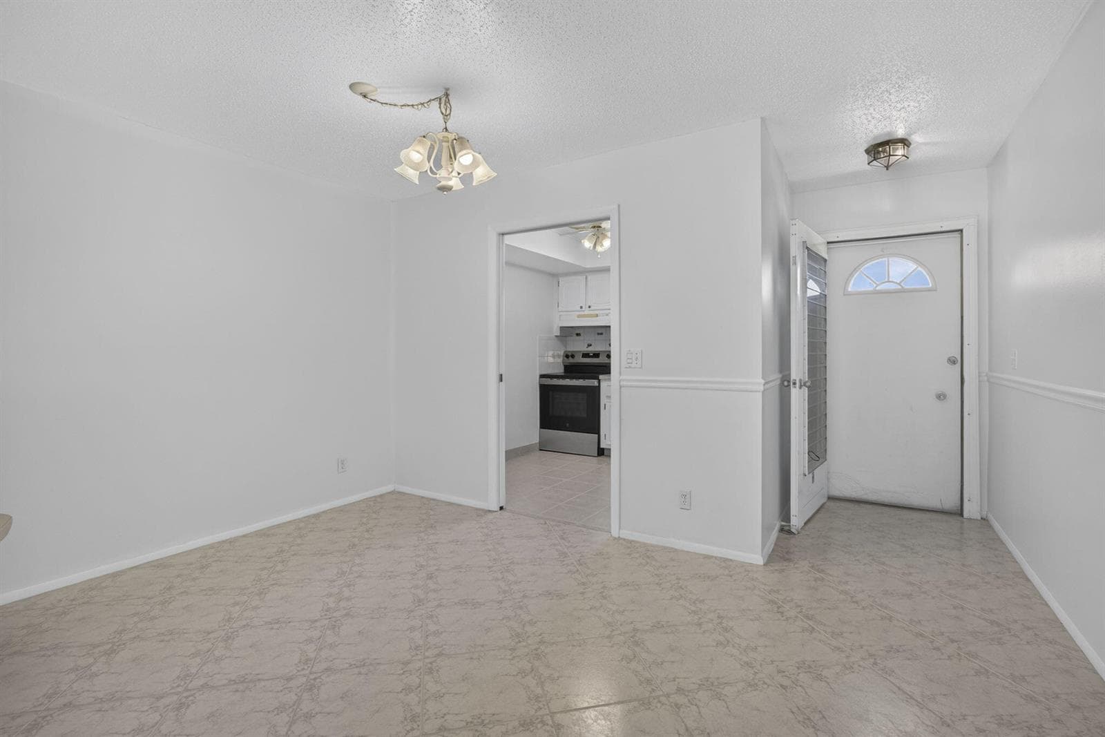 2521 Emory Drive W H photo 25