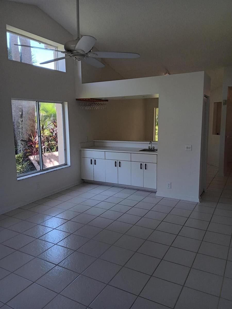 23157 Fountain View Drive E photo 5