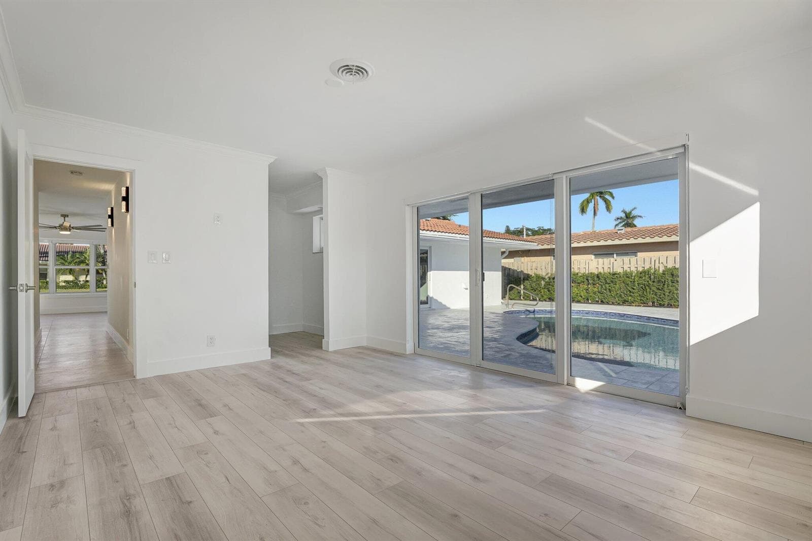 1478 NE 57TH Court photo 17