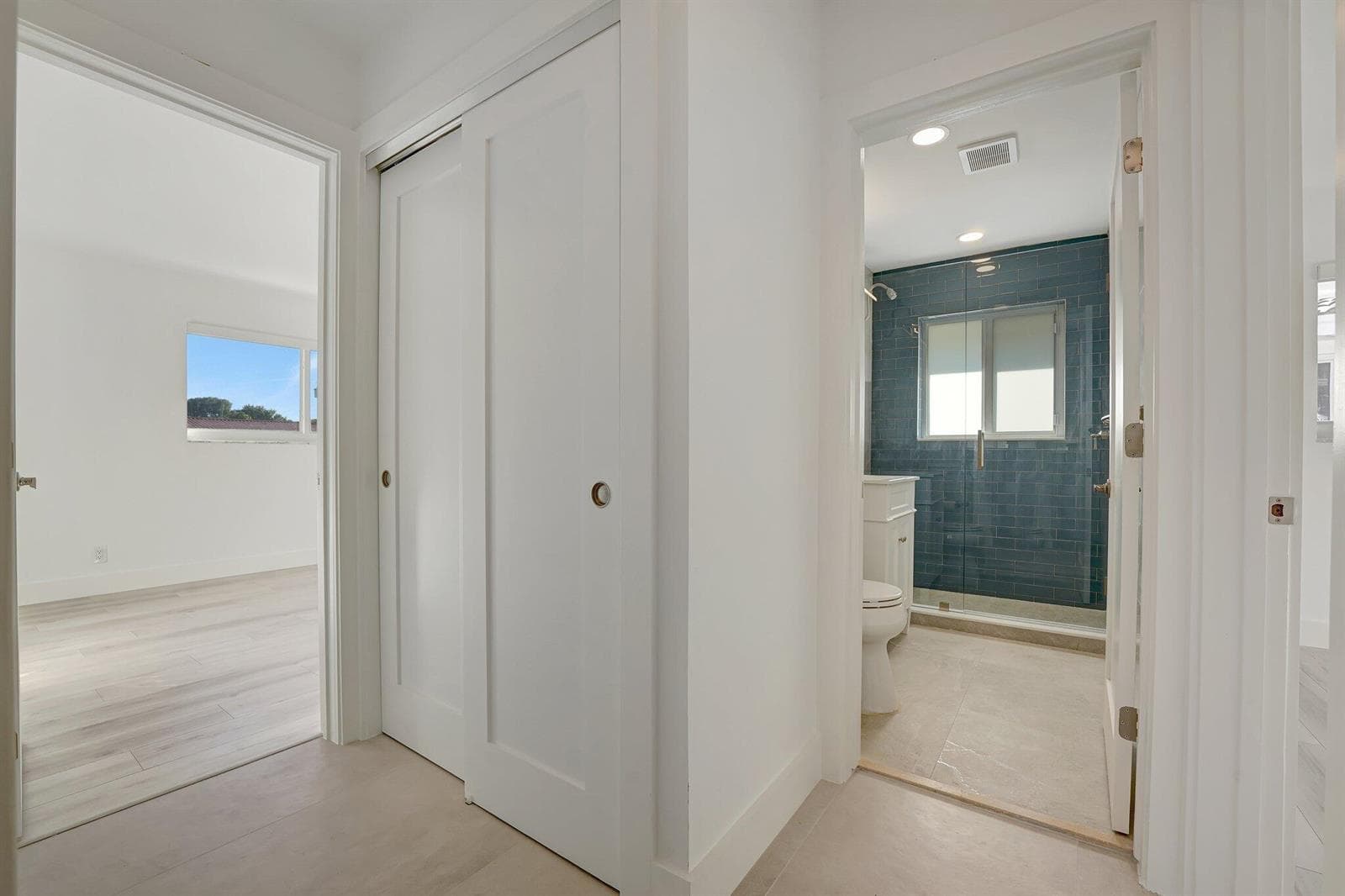 1478 NE 57TH Court photo 25