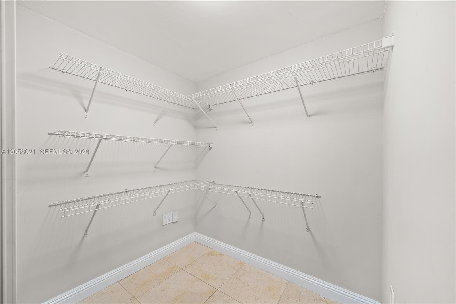 18011 Biscayne Blvd 902 photo 18