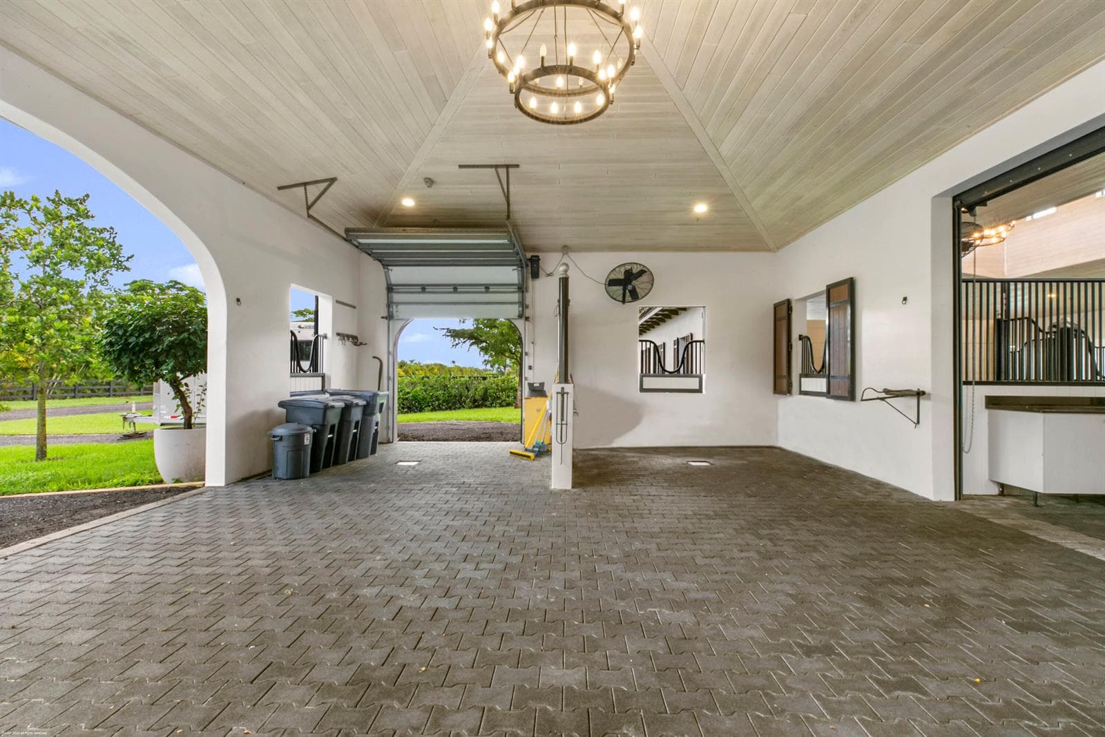 15726 Estancia Lane photo 21
