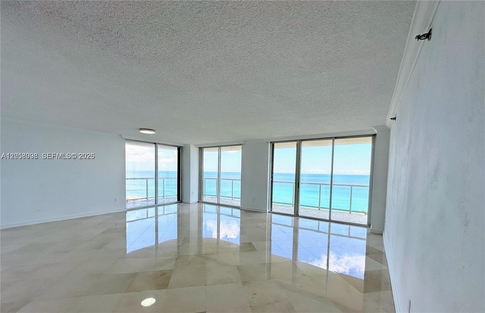 8855 Collins Ave 8A photo 2