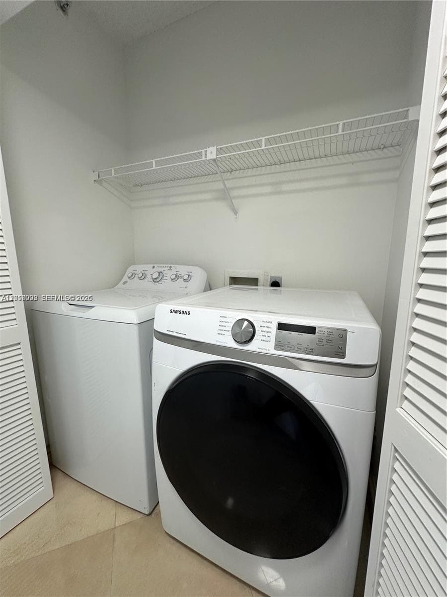8855 Collins Ave 8A photo 13