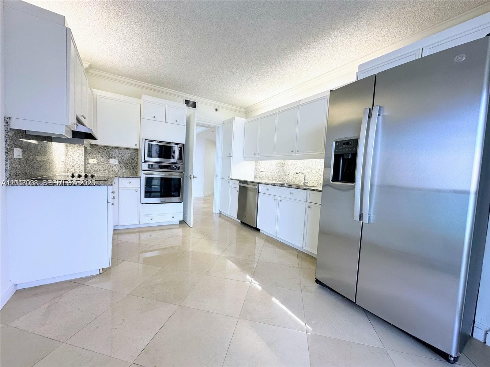 8855 Collins Ave 8A photo 3