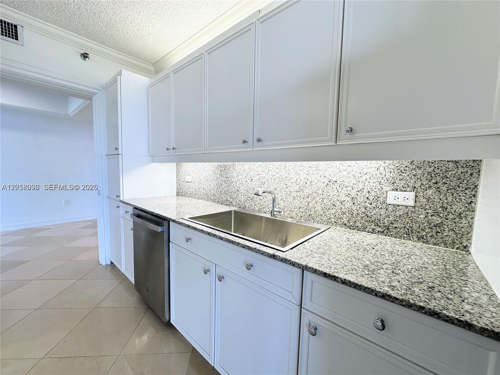 8855 Collins Ave 8A photo 4