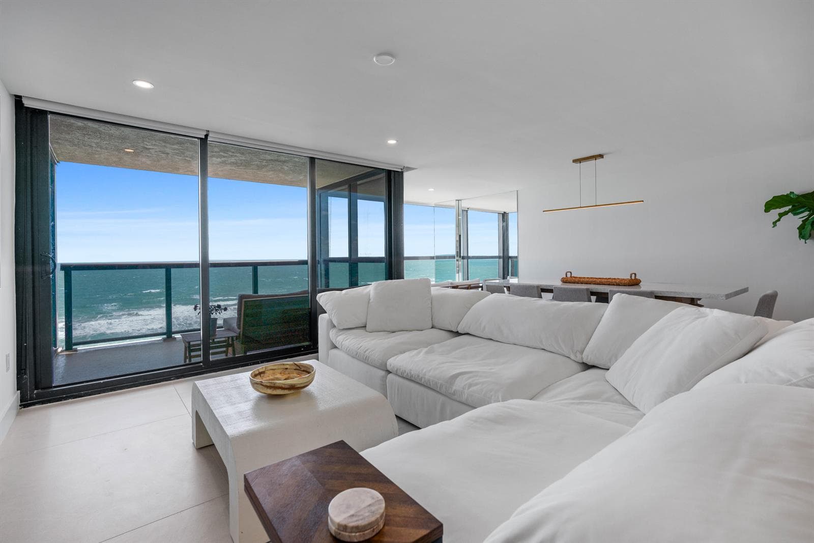 10410 S Ocean Drive 906 photo 12