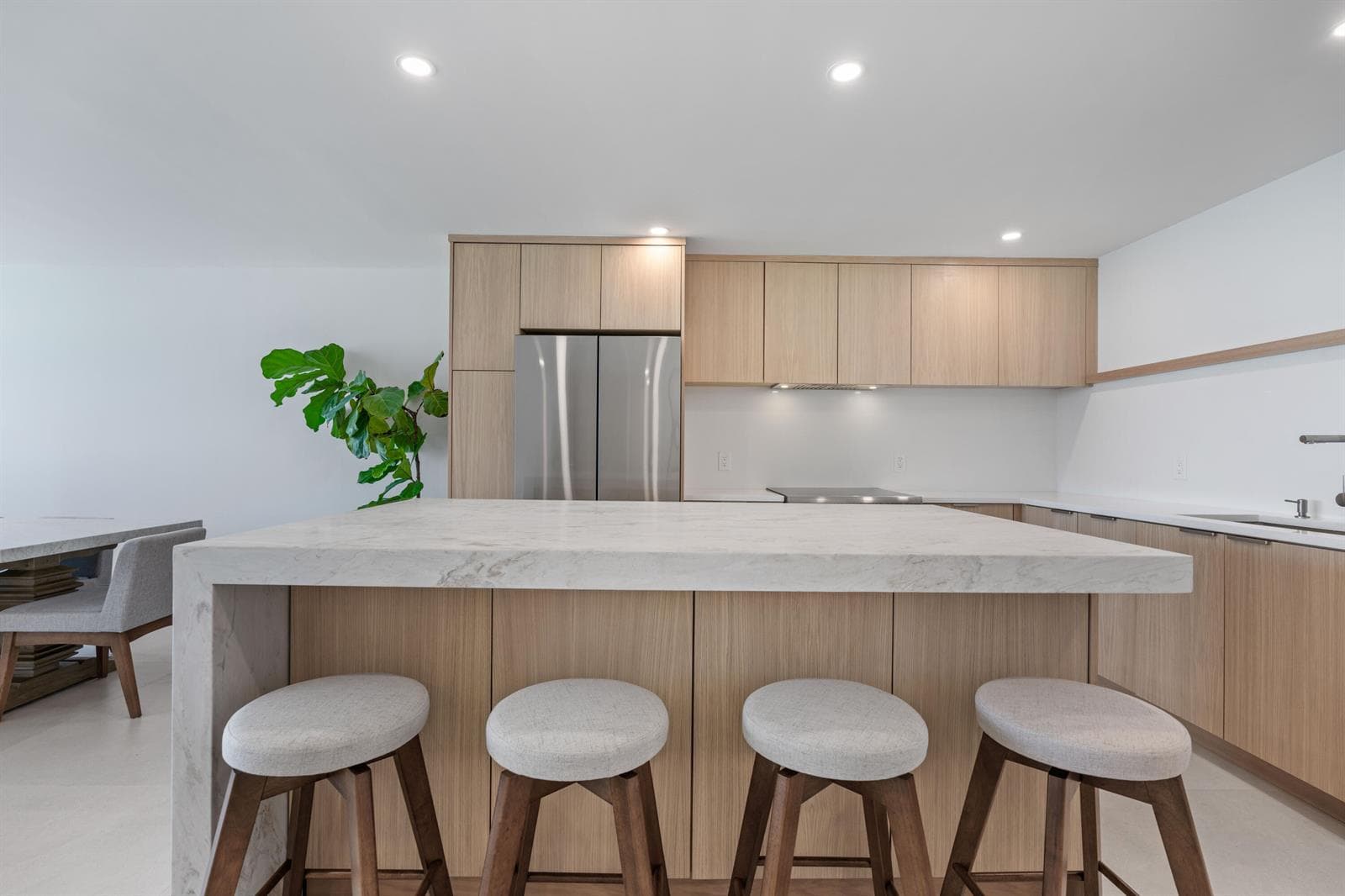 10410 S Ocean Drive 906 photo 9