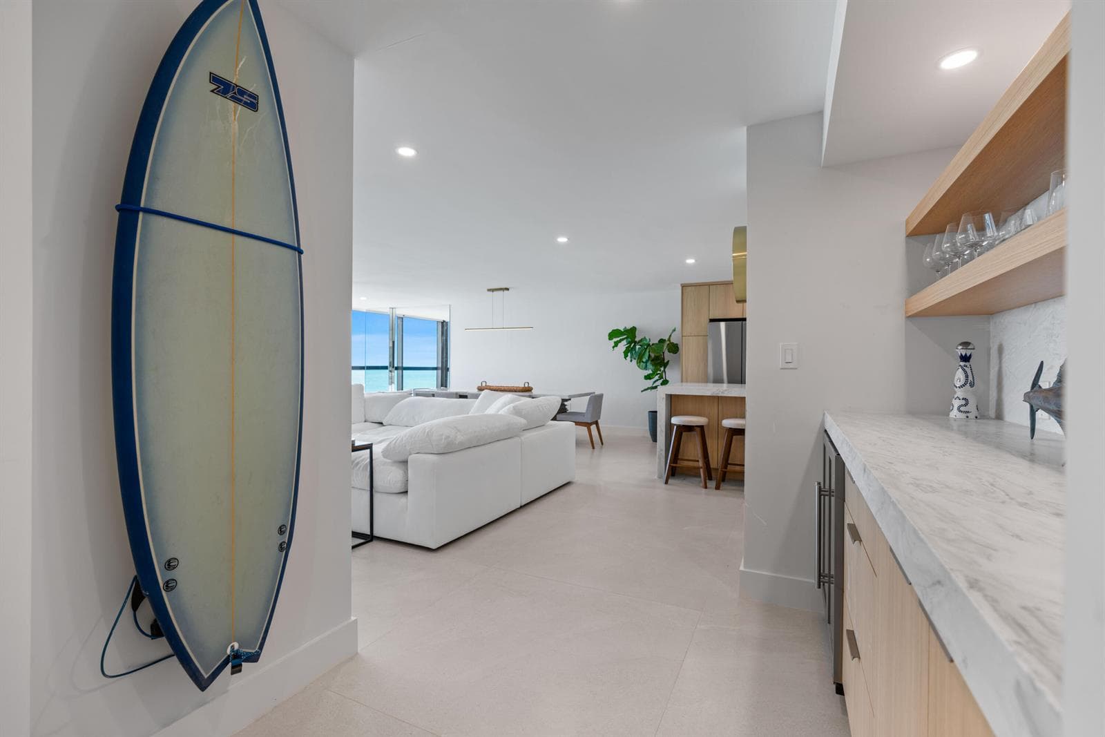 10410 S Ocean Drive 906 photo 14