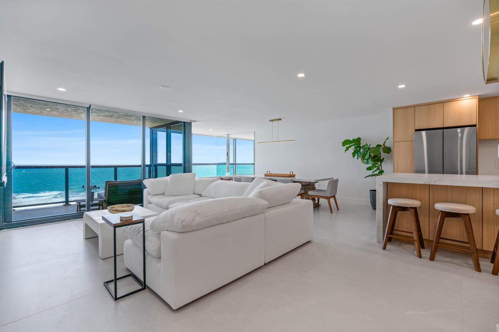 10410 S Ocean Drive 906 photo 11