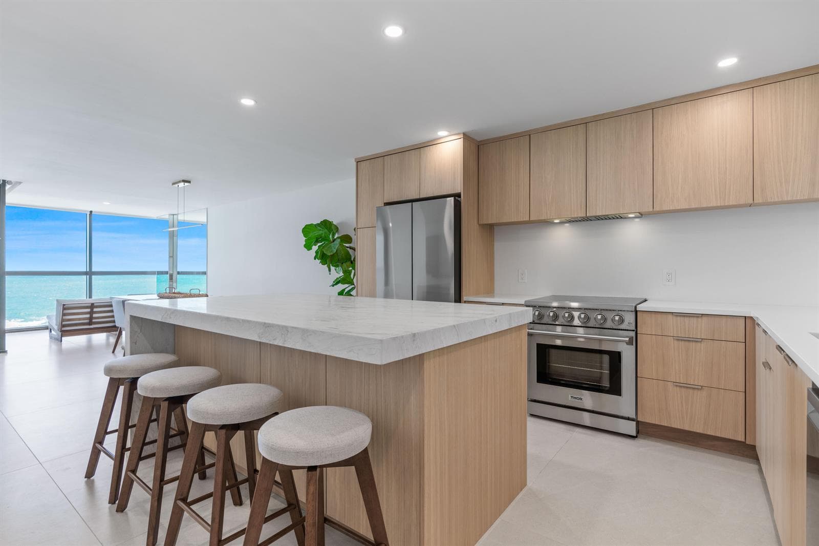 10410 S Ocean Drive 906 photo 4