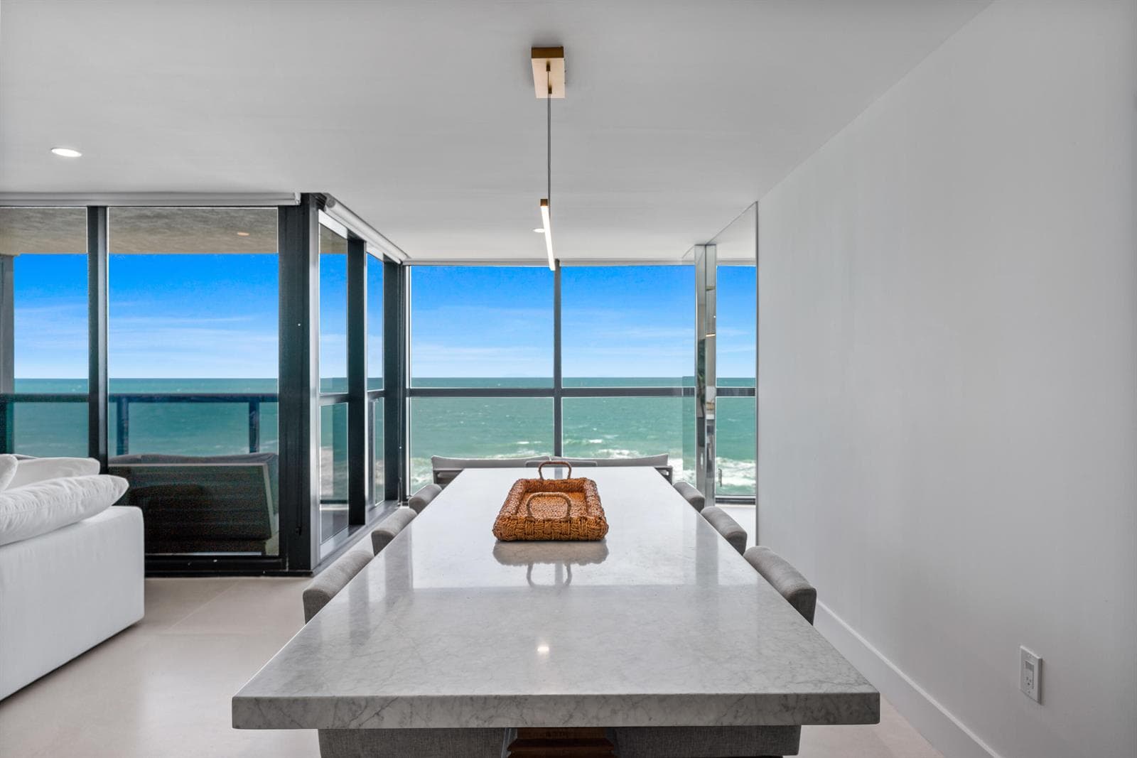 10410 S Ocean Drive 906 photo 21