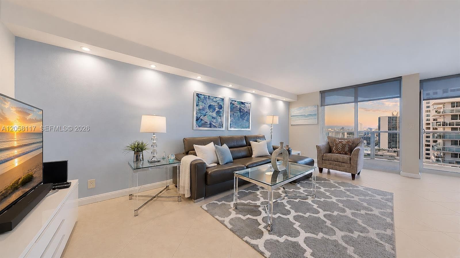 2401 Collins Ave 1709 photo 9