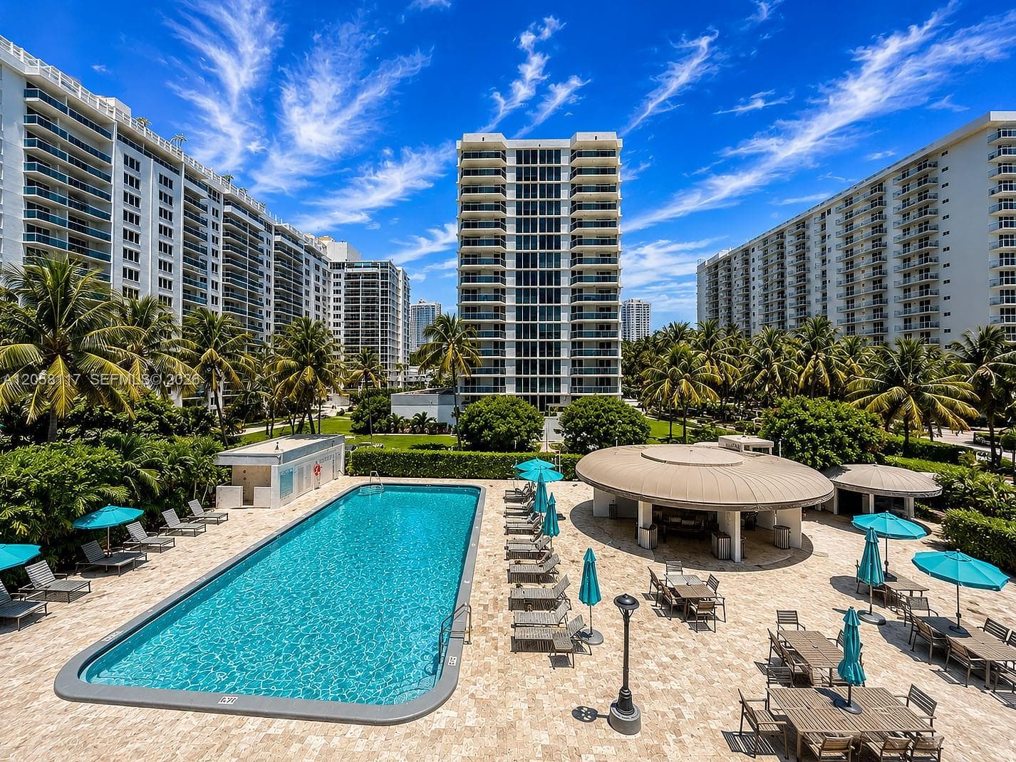 2401 Collins Ave 1709 photo 4