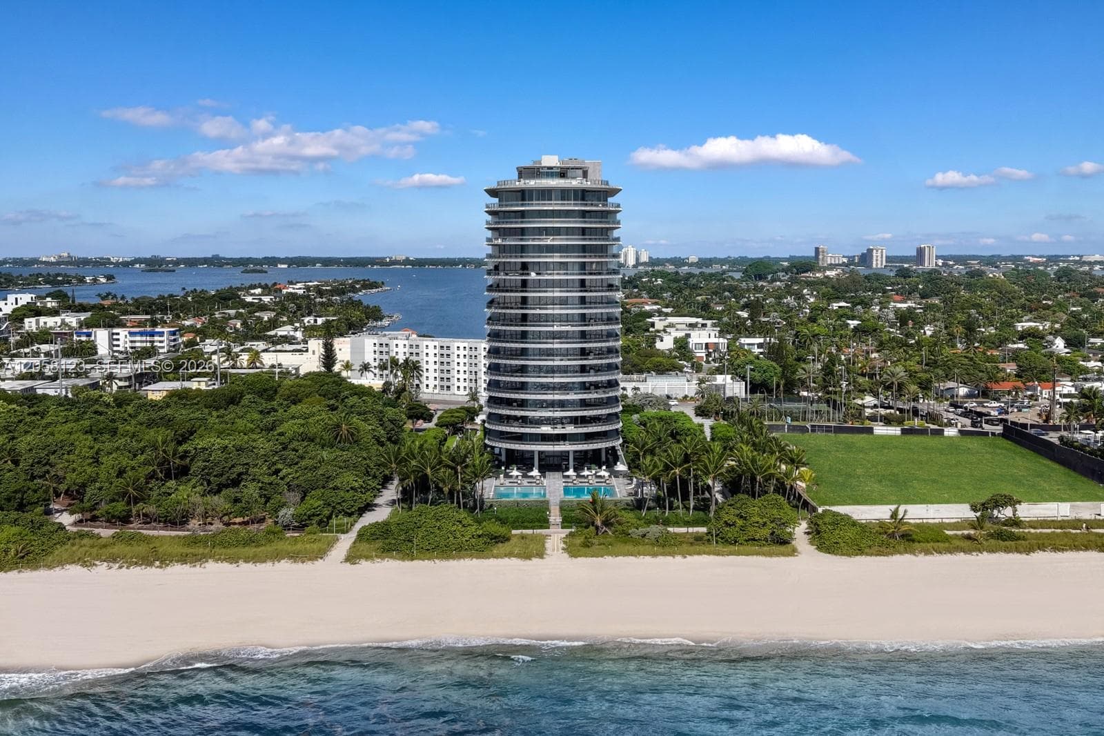 8701 Collins Ave 701 photo 19