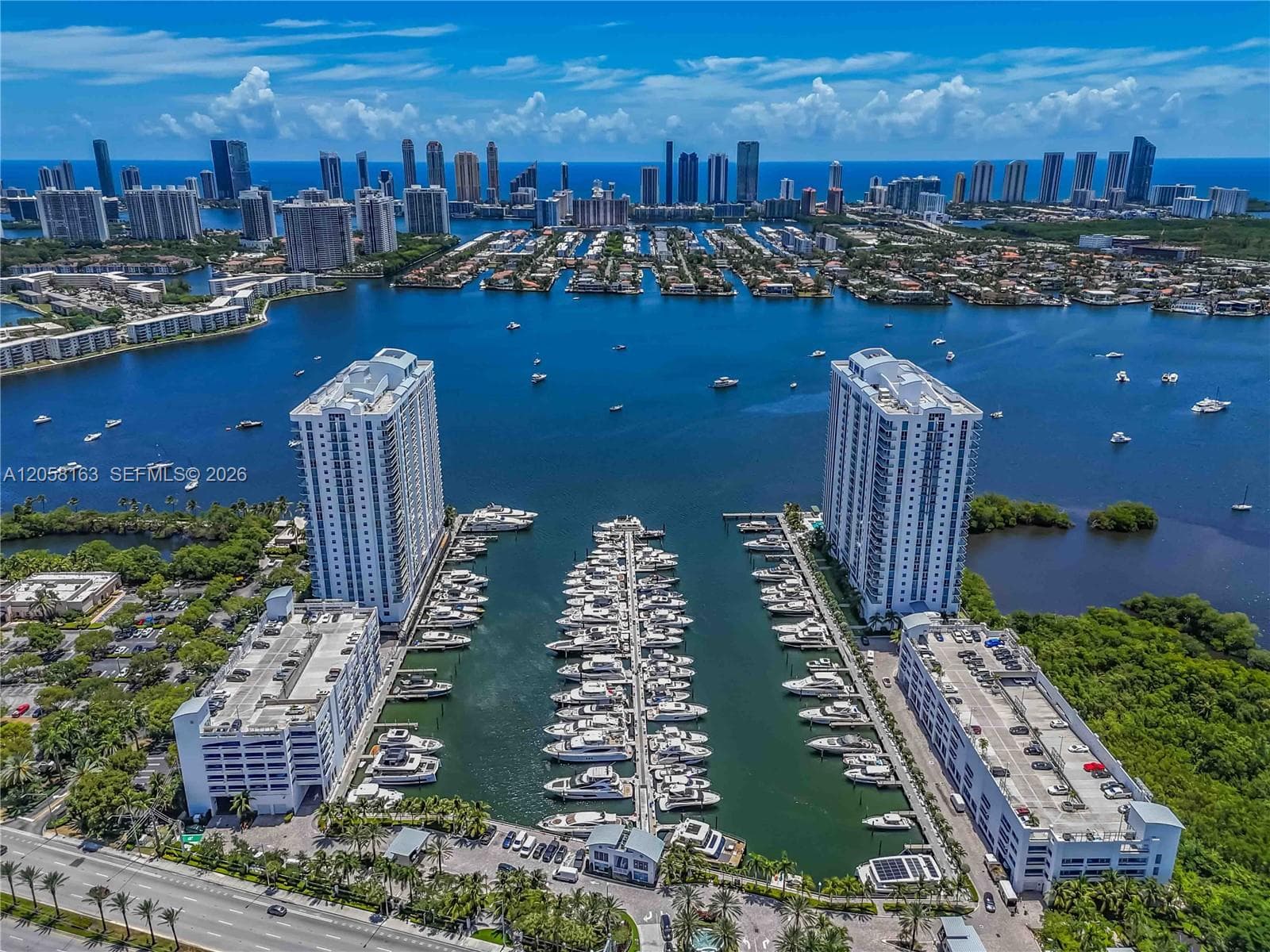 17301 Biscayne Blvd 2010 photo 23