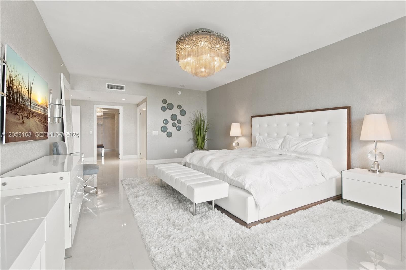17301 Biscayne Blvd 2010 photo 11