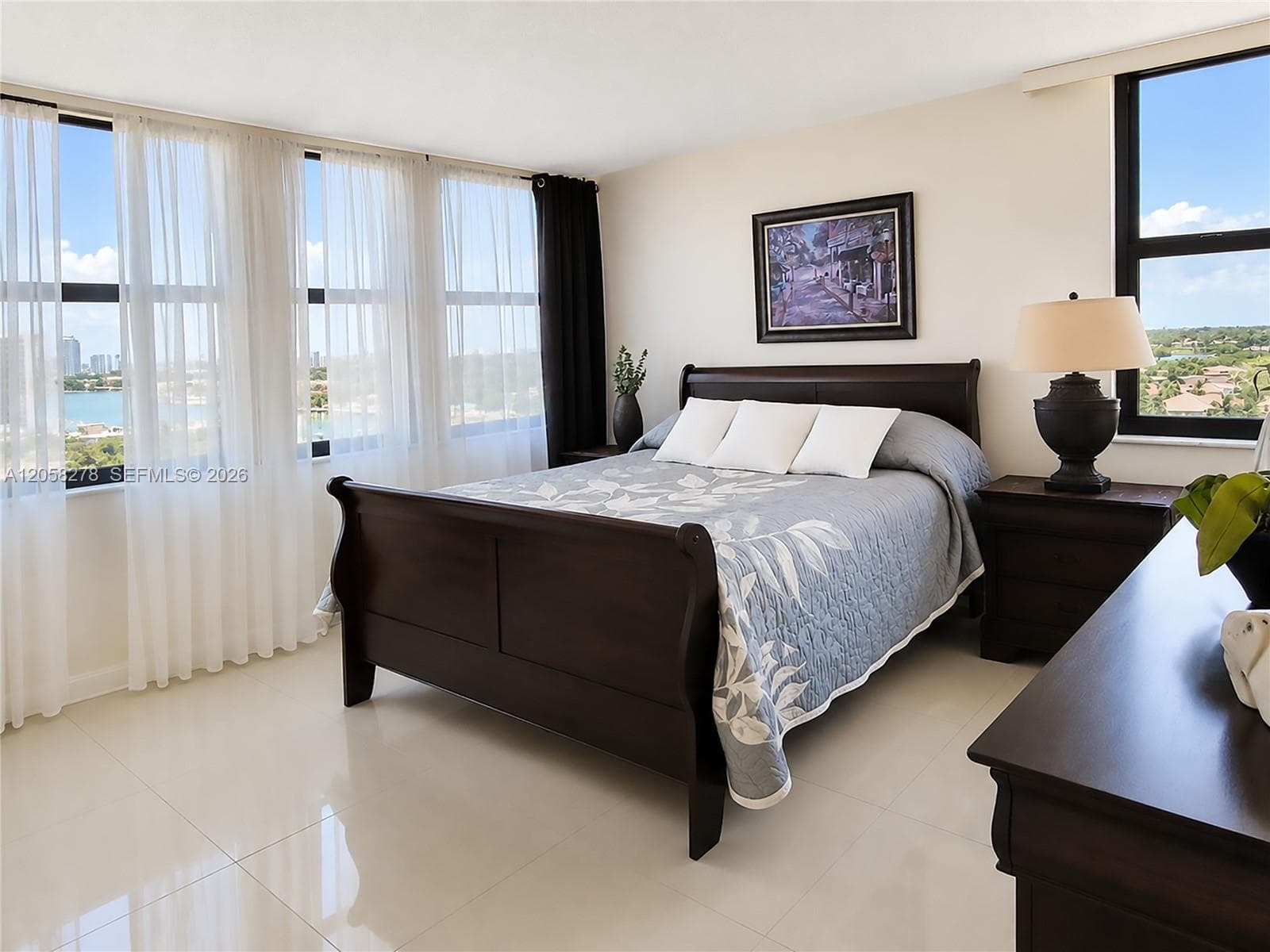 2401 S Ocean Dr 1007 photo 23