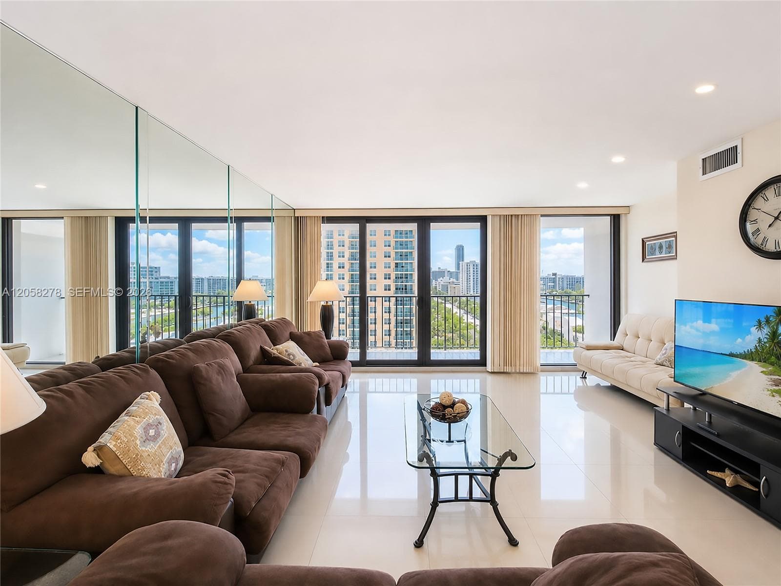 2401 S Ocean Dr 1007 photo 1