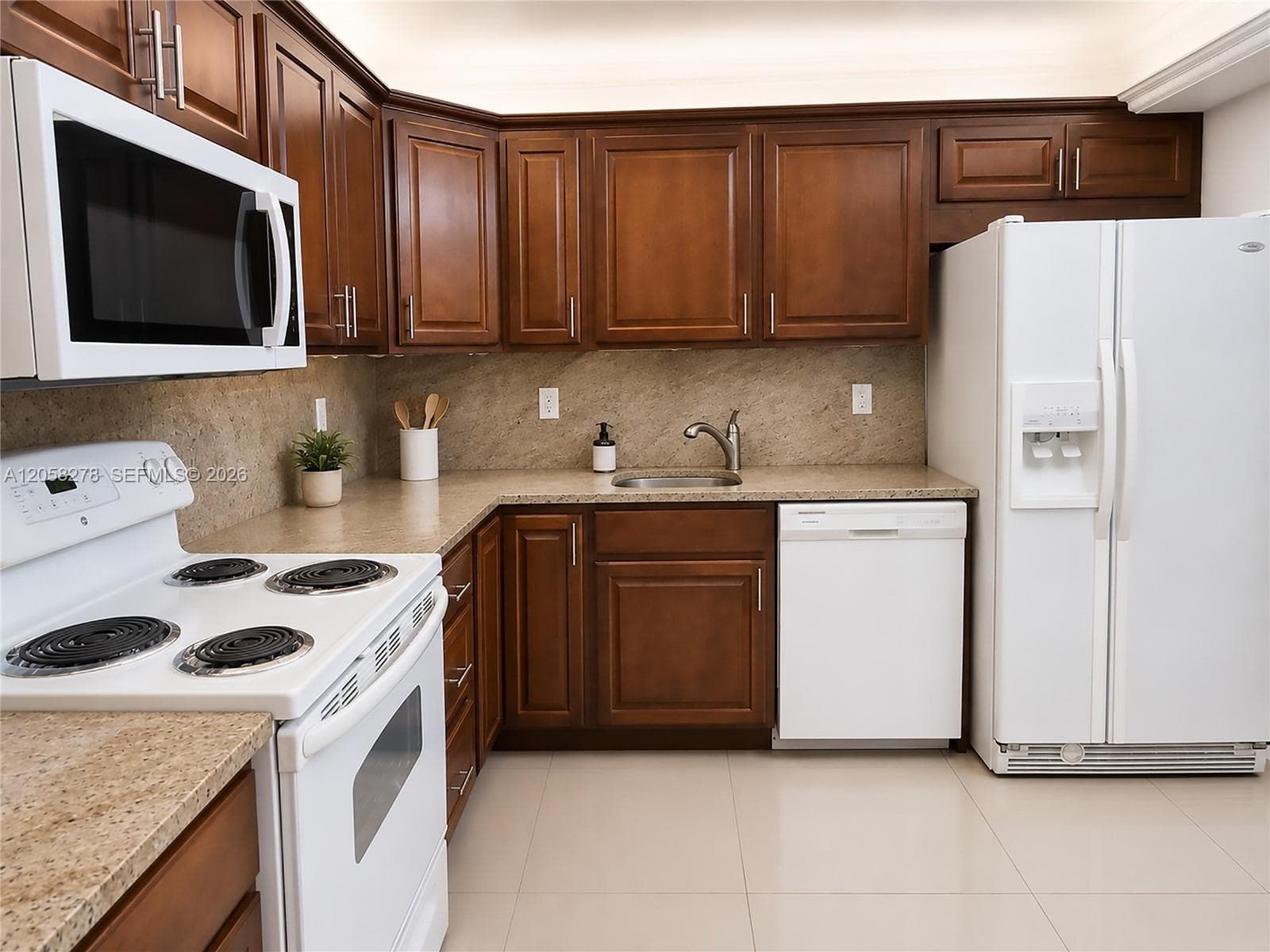 2401 S Ocean Dr 1007 photo 11