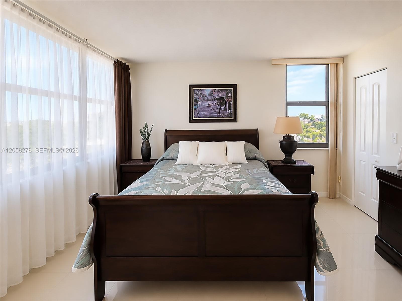 2401 S Ocean Dr 1007 photo 25