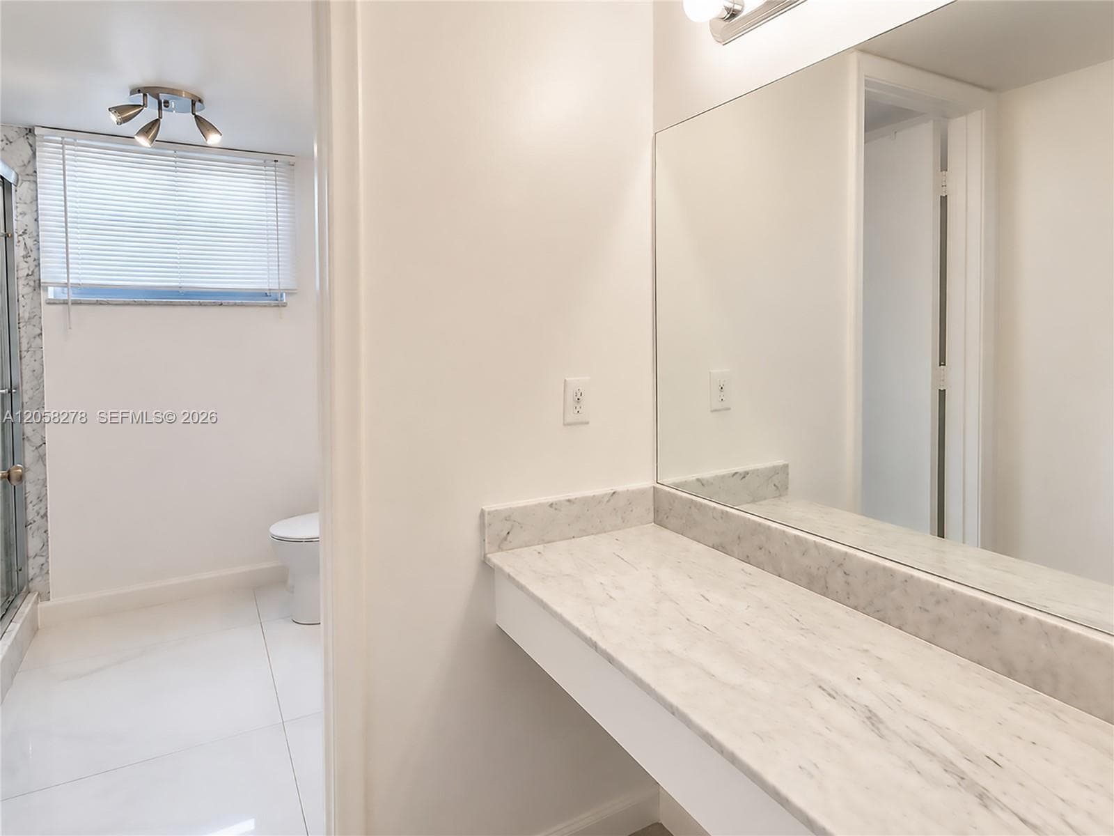 2401 S Ocean Dr 1007 photo 21