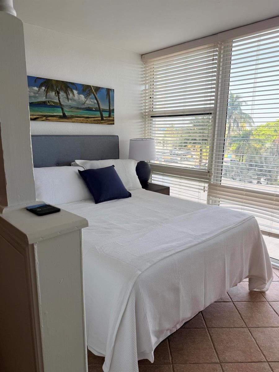 4040 GALT OCEAN Drive 317 photo 18