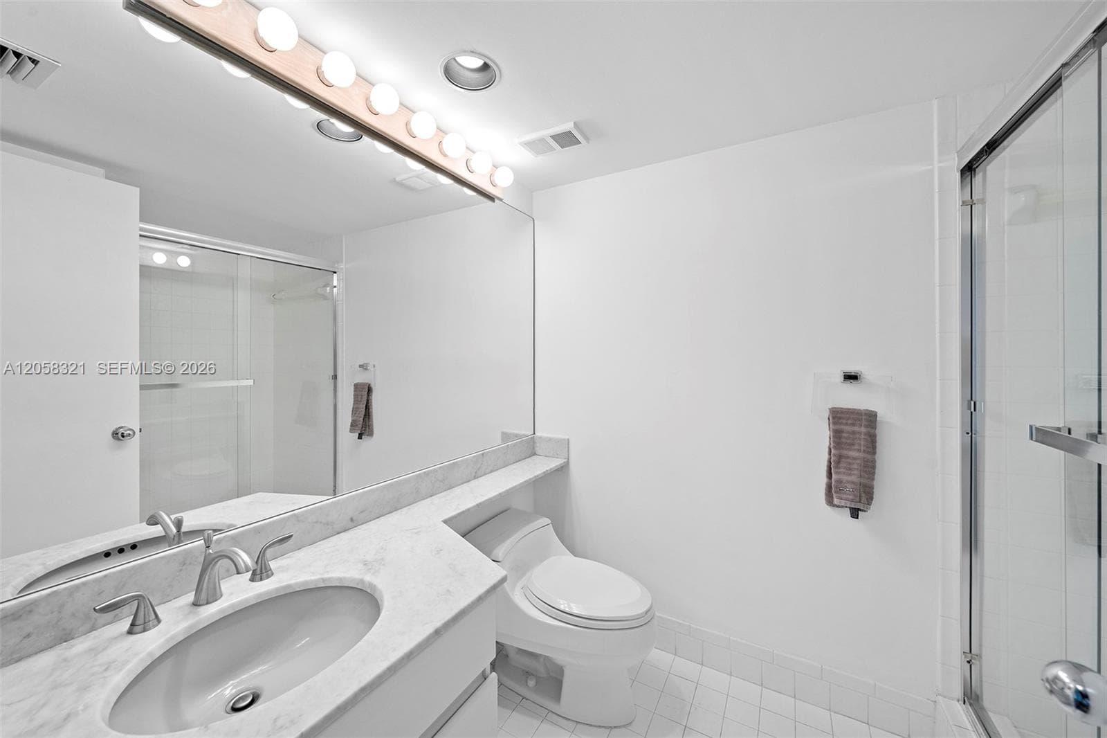 3748 NE 209th Ter photo 11