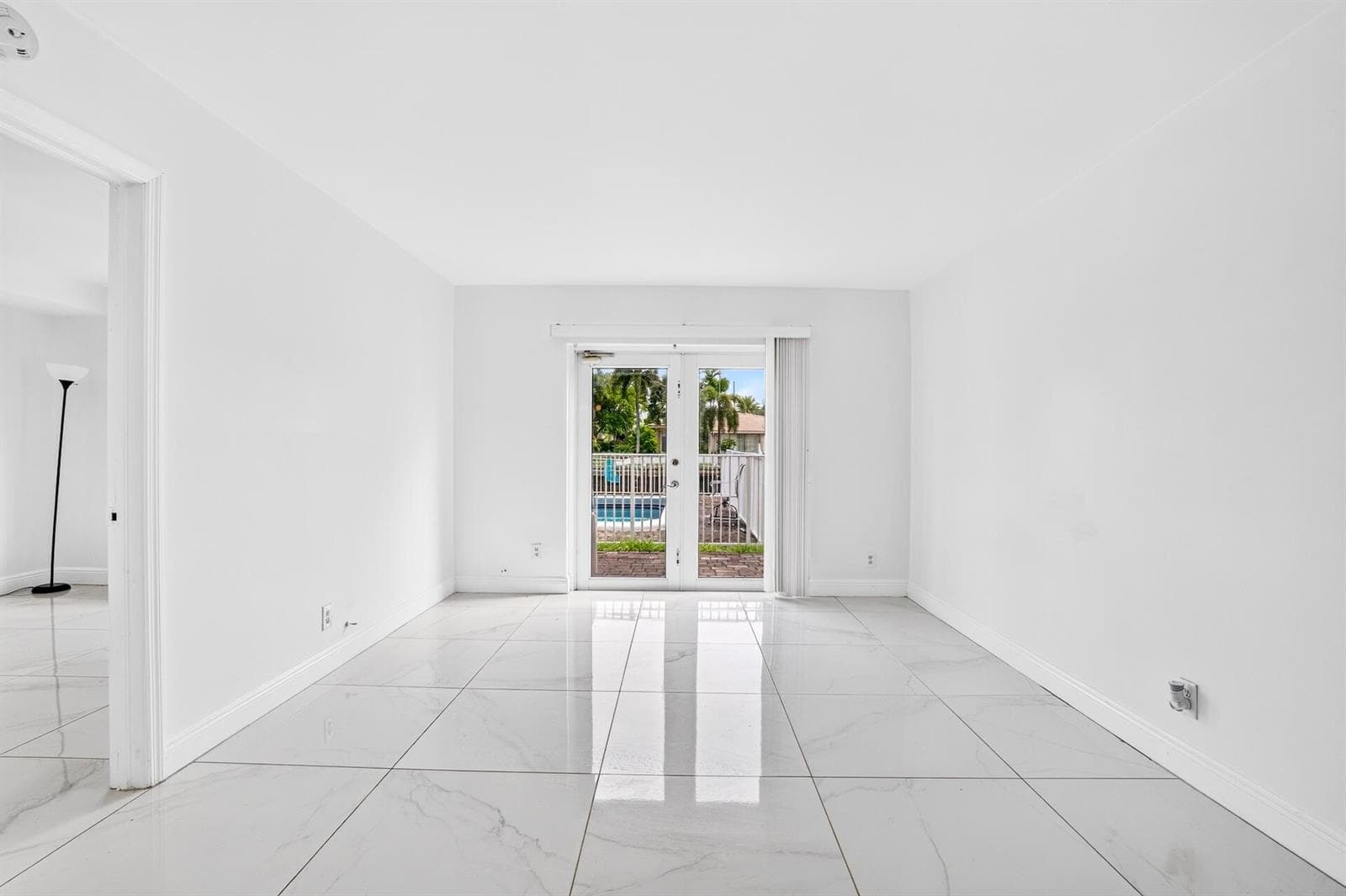 840 PINE Drive 104 photo 12