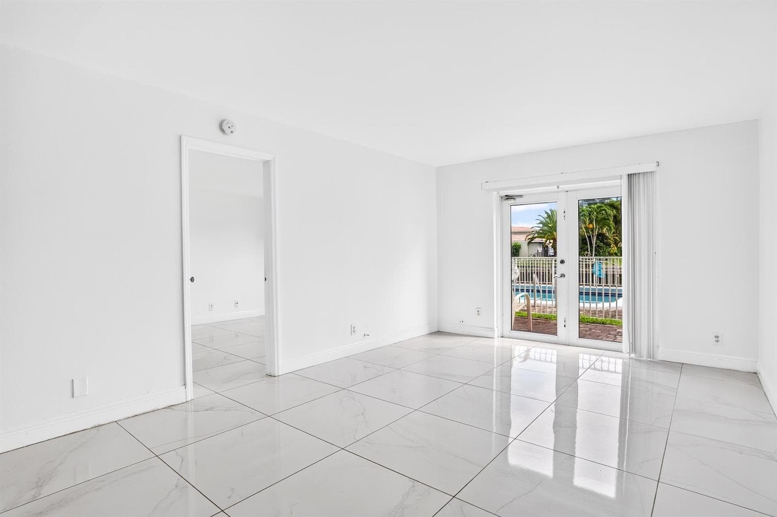 840 PINE Drive 104 photo 15