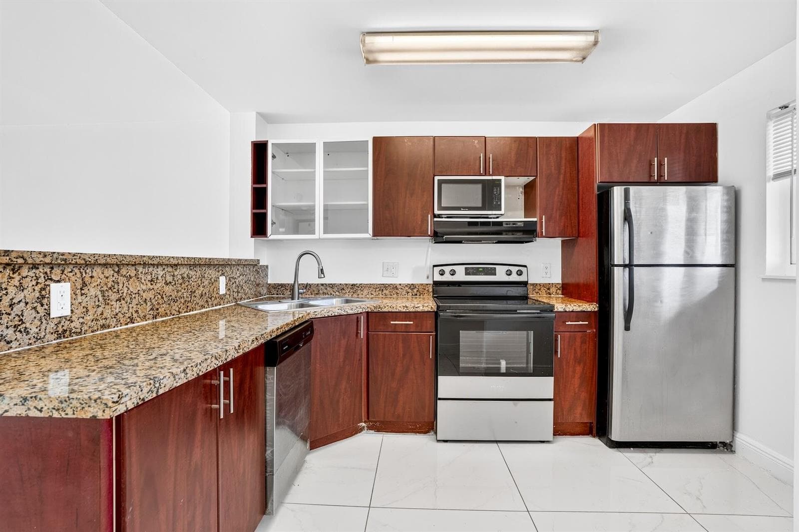 840 PINE Drive 104 photo 4
